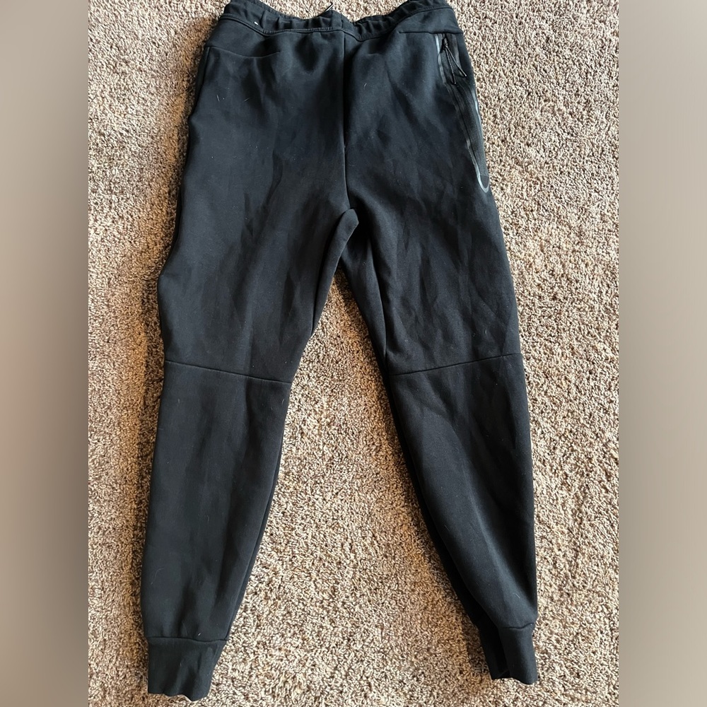 Men’s Nike Tech Joggers-Small